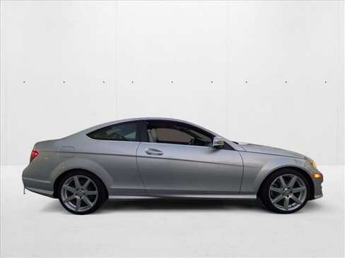 Used 2014 Mercedes-Benz C 250 Coupe image 4