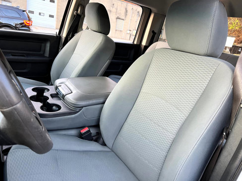 Used 2016 RAM 2500 Tradesman w/ Chrome Appearance Group image 10