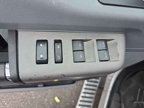 Used 2016 Ford F250 XLT w/ XLT Premium Package image 28