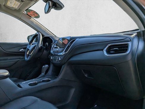 Used 2020 Chevrolet Equinox Premier image 22