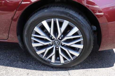 Used 2023 Nissan Altima 2.5 SV image 48