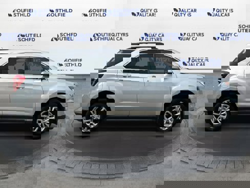 Used 2017 Chevrolet Equinox LT w/ Convenience Package image 8