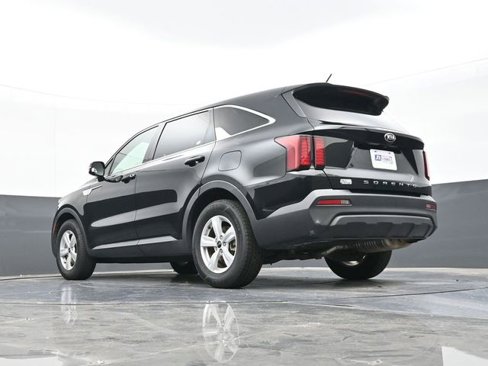 Used 2021 Kia Sorento LX image 43