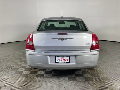 Used 2008 Chrysler 300 Limited image 24