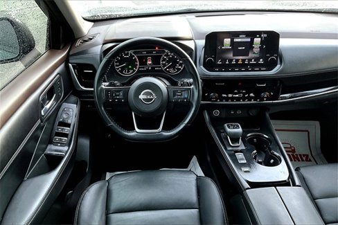 Used 2023 Nissan Rogue SL w/ SL Premium Package image 5