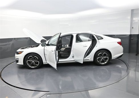 Used 2023 Chevrolet Malibu LT image 38