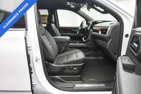 Used 2025 GMC Yukon Denali image 52
