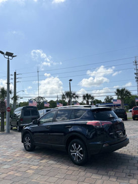 Used 2017 Toyota RAV4 LE image 4