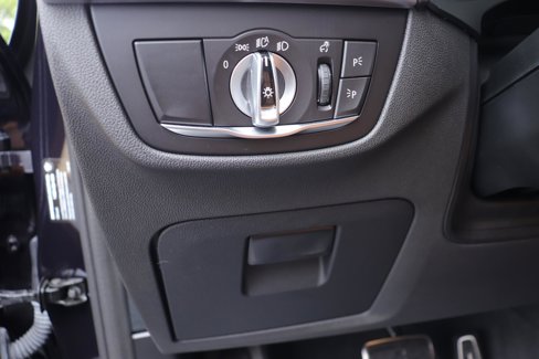 Used 2023 BMW X3 sDrive30i w/ M Sport Package image 29