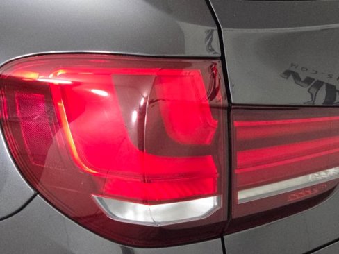 Used 2018 BMW X5 xDrive40e w/ M Sport Package image 14