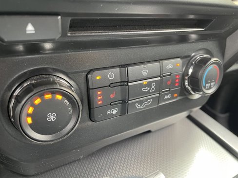 Used 2016 Ford F150 XLT w/ Equipment Group 302A Luxury image 28