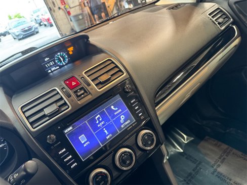 Used 2017 Subaru Forester 2.5i Limited image 44