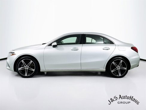 Used 2020 Mercedes-Benz A 220 4MATIC image 4