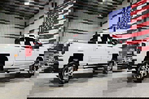 Used 2018 Chevrolet Silverado 2500 LTZ w/ LTZ Plus Package image 12