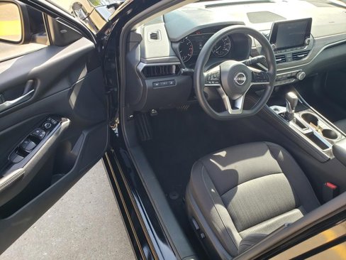 Certified 2023 Nissan Altima 2.5 SV image 13