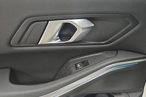 Used 2024 BMW 330i xDrive Sedan image 26