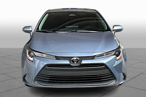 Used 2024 Toyota Corolla LE image 3
