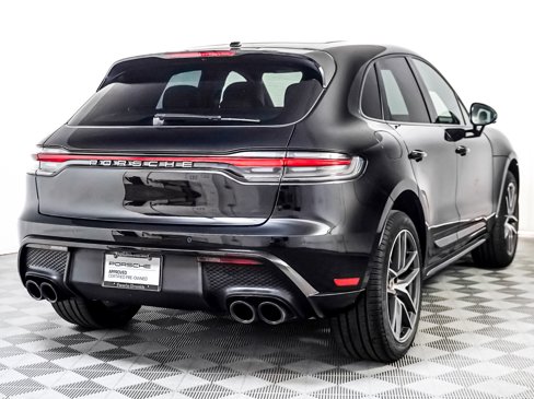 Certified 2024 Porsche Macan image 10