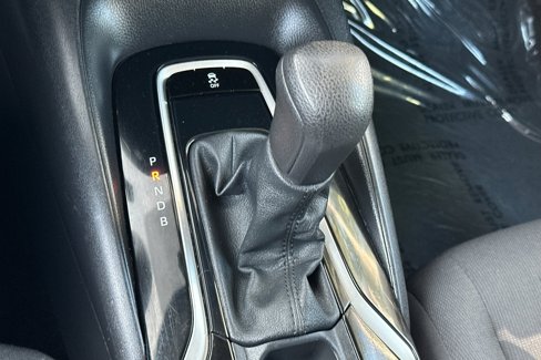 Used 2022 Toyota Corolla LE image 19