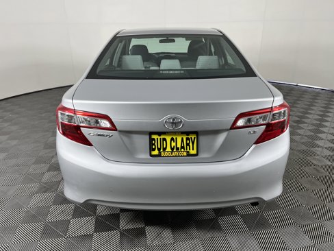 Used 2013 Toyota Camry LE image 7