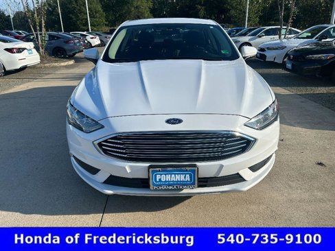 Used 2017 Ford Fusion SE image 9