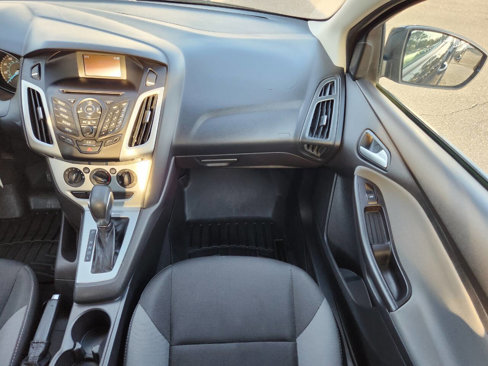 Used 2014 Ford Focus SE image 16