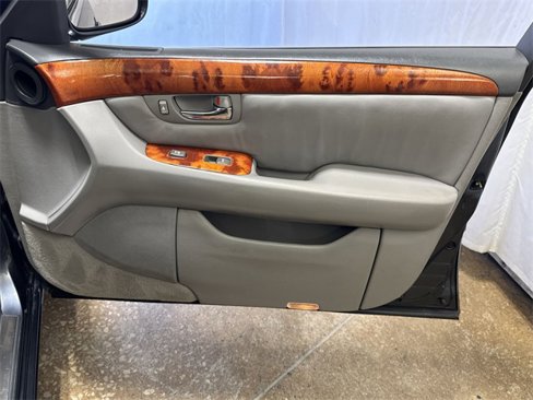 Used 2005 Lexus LS 430 image 22