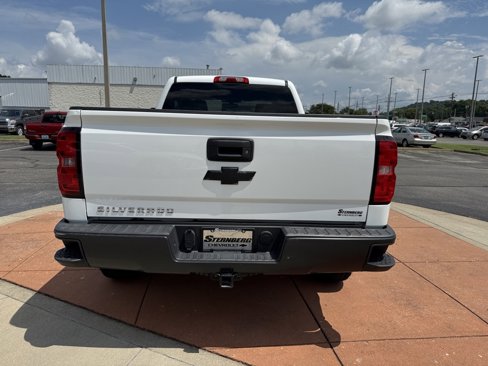 Used 2015 Chevrolet Silverado 1500 W/T w/ Trailering Package image 5