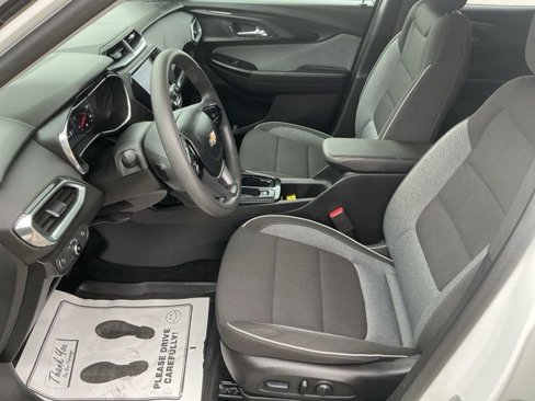 Used 2023 Chevrolet TrailBlazer LT w/ Convenience Package image 16