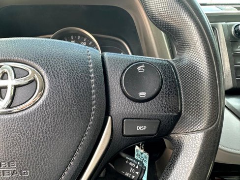 Used 2013 Toyota RAV4 LE image 12