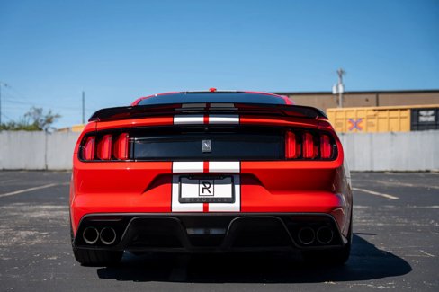 Used 2017 Ford Mustang Shelby GT350 image 11
