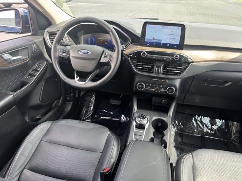 Certified 2020 Ford Escape Titanium image 33