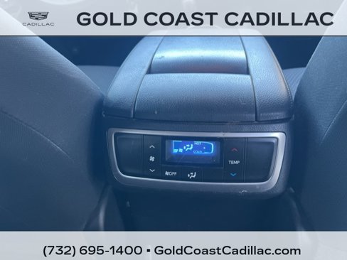 Used 2019 Toyota Highlander LE image 10