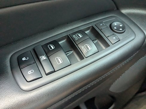 Used 2020 Jeep Grand Cherokee Limited image 25