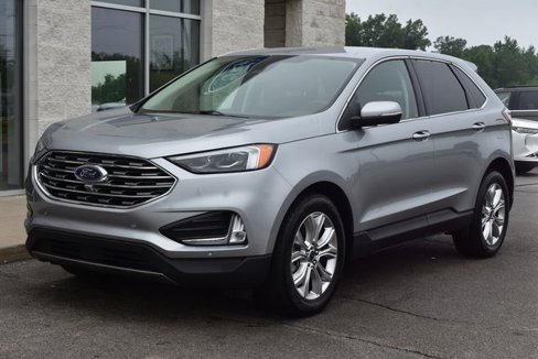 Used 2022 Ford Edge Titanium w/ Equipment Group 301A image 9