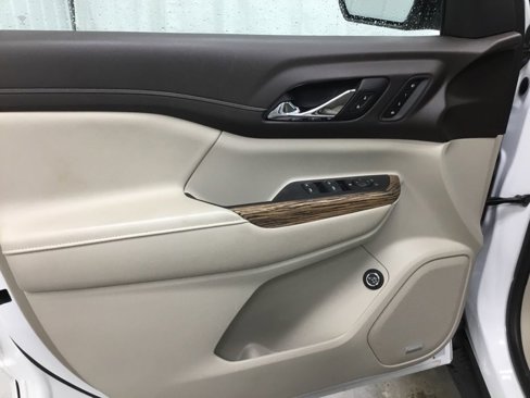 Used 2019 GMC Acadia Denali w/ Technology Package image 5