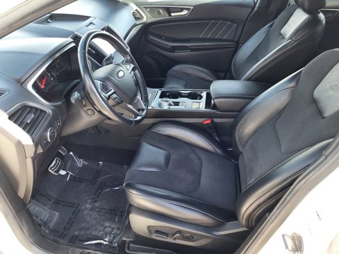 Used 2020 Ford Edge ST w/ Cold Weather Package image 8