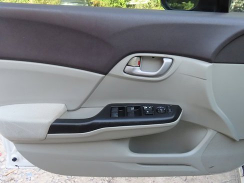 Used 2012 Honda Civic LX image 26