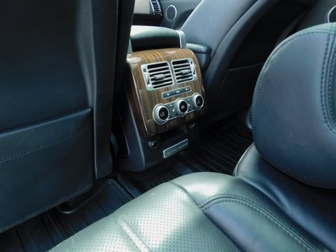 Used 2016 Land Rover Range Rover HSE image 21