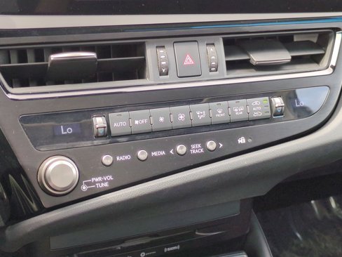 Used 2022 Lexus ES 350 image 27