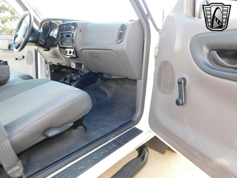 Used 2001 Ford Ranger 2WD Regular Cab image 15