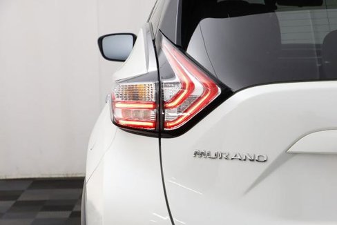 Used 2018 Nissan Murano S image 29