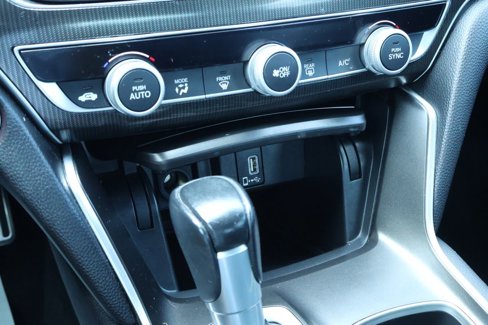 Used 2019 Honda Accord Sport image 14