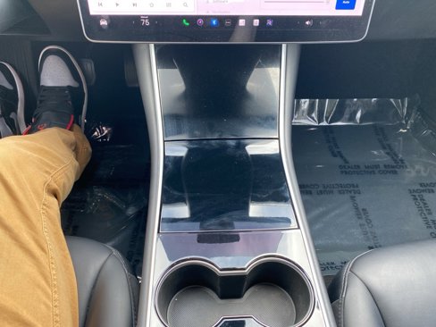 Used 2018 Tesla Model 3 Long Range image 17