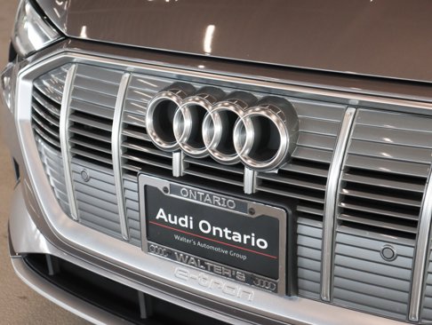 Used 2022 Audi e-tron Premium image 29