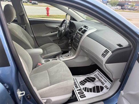 Used 2013 Toyota Corolla LE w/ Premium Pkg image 16
