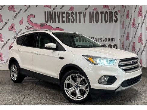 Used 2019 Ford Escape Titanium image 2
