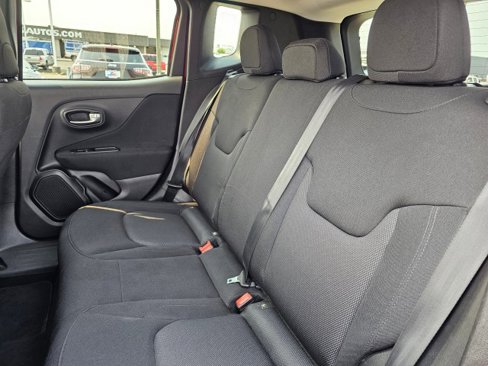 Used 2020 Jeep Renegade Sport w/ Sport Appearance Group image 24