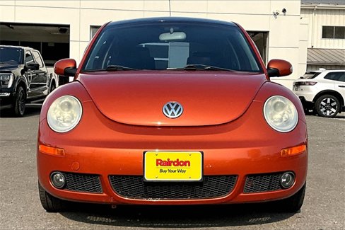 Used 2010 Volkswagen Beetle Red Rock image 3