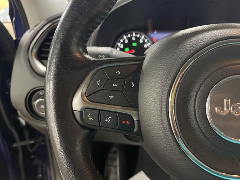 Used 2021 Jeep Renegade Limited image 16